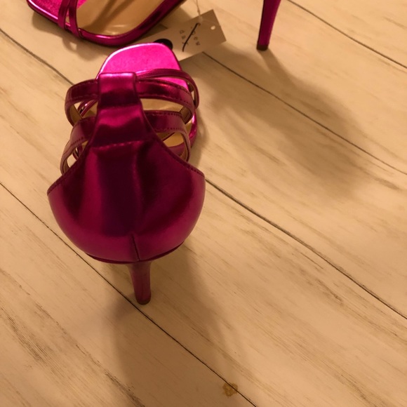 A New Day Heels 9 1/2. Firm price or bundle - Picture 6 of 8